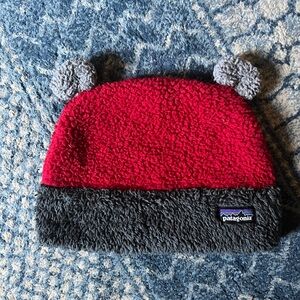 Patagonia Red and Gray Fleece Beanie